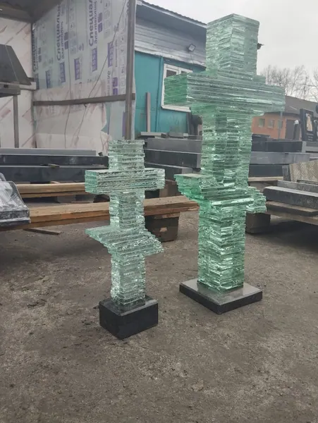 Крест стекло